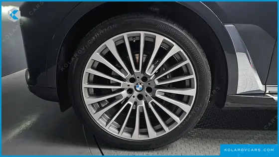 BMW X7 XDRIVE 40I DESIGN PURE EXCELLENCE 6-SEATER