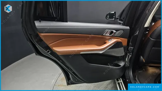 BMW X7 XDRIVE 40I DESIGN PURE EXCELLENCE 6-SEATER