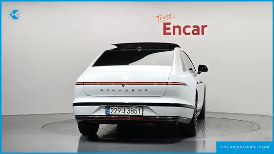 HYUNDAI GRANDEUR CALLIGRAPHY