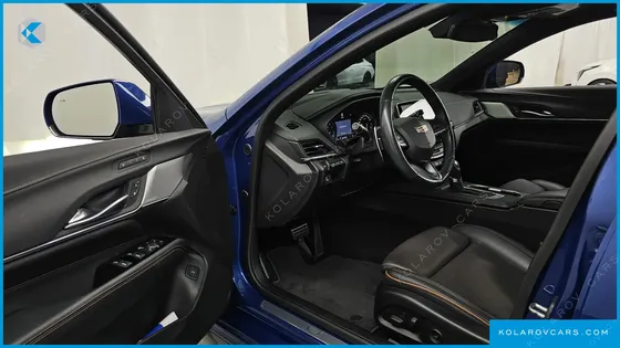 CADILLAC CT4 2.0 SPORT