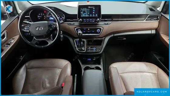 HYUNDAI STAREX URBAN 9-SEATER