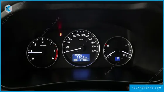 HYUNDAI STAREX URBAN 9-SEATER