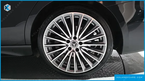 MERCEDES C-CLASS C300 4MATIC AMG LINE