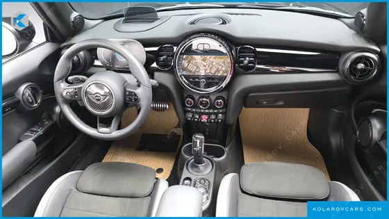 MINI COOPER CONVERTIBLE JCW