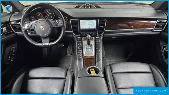 PORSCHE PANAMERA 4.8 TURBO
