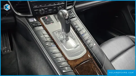 PORSCHE PANAMERA 4.8 TURBO
