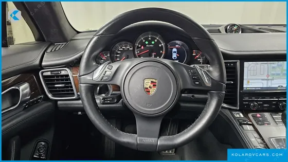 PORSCHE PANAMERA 4.8 TURBO
