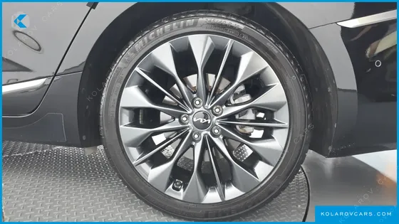 KIA K8 2.5 GASOLINE 2WD