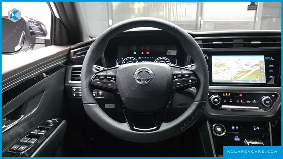 KGM - SSANGYONG KORANDO GASOLINE 1.5 2WD C7 BLACK EDITION
