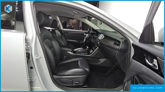 KIA K7 3.0 LPI TRENDY(RENTED CAR)