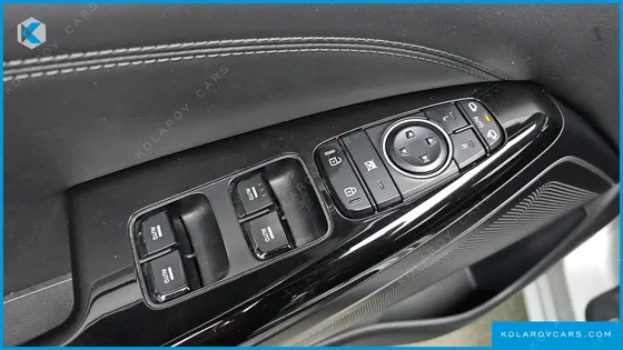 KIA K7 3.0 LPI TRENDY(RENTED CAR)