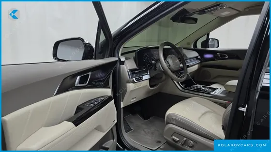 KIA CARNIVAL DIESEL 9-SEATER HI-LIMOUSINE