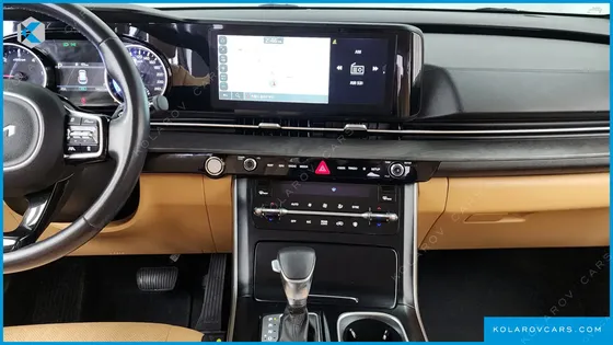 KIA CARNIVAL DIESEL 9-SEATER PRESTIGE