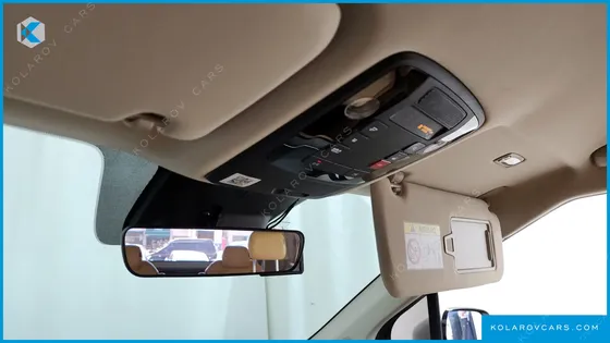 KIA CARNIVAL DIESEL 9-SEATER PRESTIGE