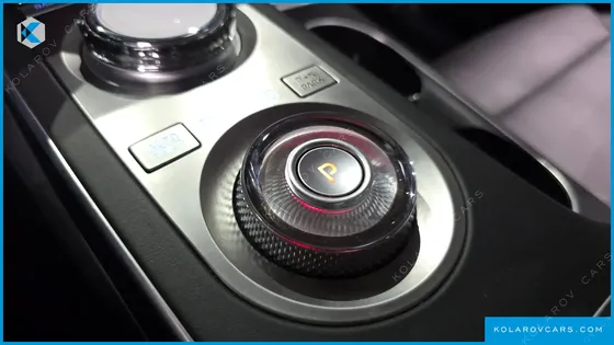 GENESIS GV70 2.5T GASOLINE 2WD