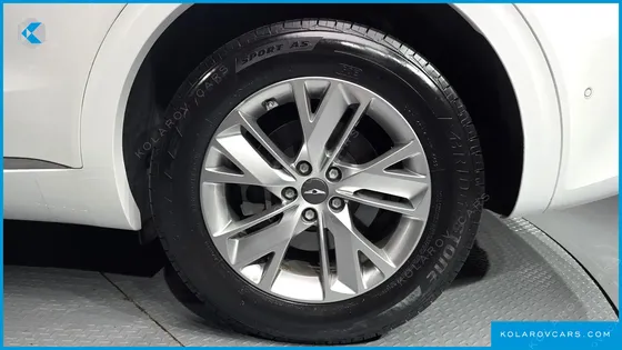 GENESIS GV70 2.5T GASOLINE 2WD