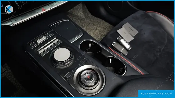 GENESIS GV70 2.5T GASOLINE AWD