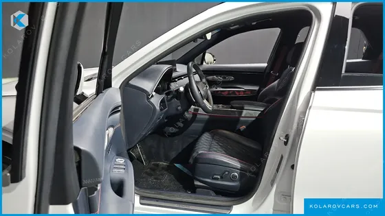 GENESIS GV70 2.5T GASOLINE 2WD