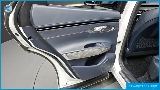 GENESIS GV70 2.5T GASOLINE 2WD