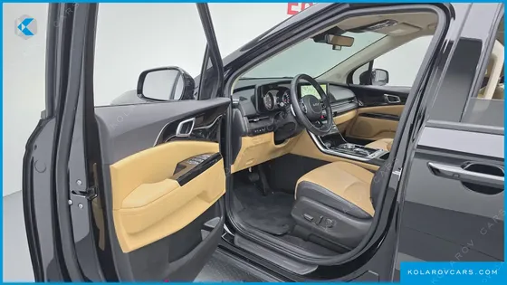 KIA CARNIVAL DIESEL 9-SEATER NOBLESSE