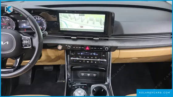 KIA CARNIVAL DIESEL 9-SEATER NOBLESSE