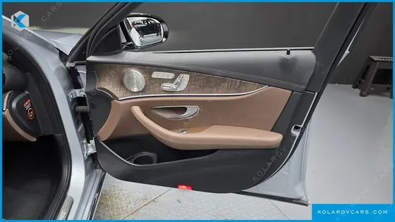 MERCEDES E-CLASS E220D 4MATIC EXCLUSIVE