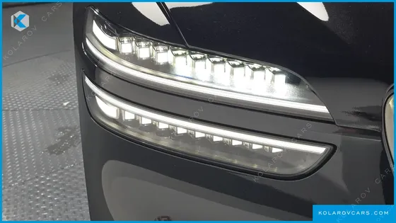GENESIS GV70 2.5T GASOLINE 2WD