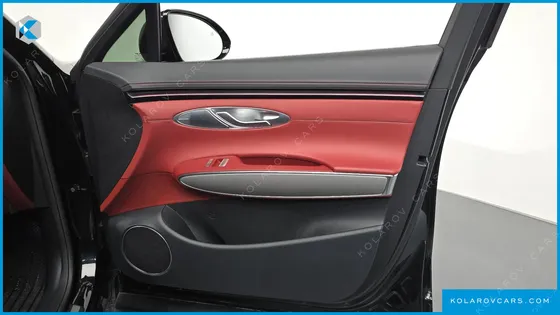 GENESIS GV70 2.5T GASOLINE 2WD