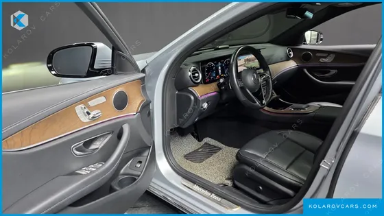 MERCEDES E-CLASS E220D 4MATIC EXCLUSIVE