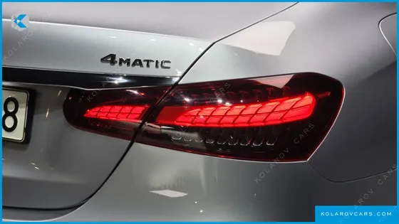 MERCEDES E-CLASS E220D 4MATIC EXCLUSIVE