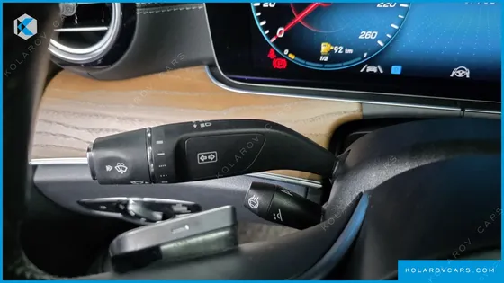 MERCEDES E-CLASS E220D 4MATIC EXCLUSIVE