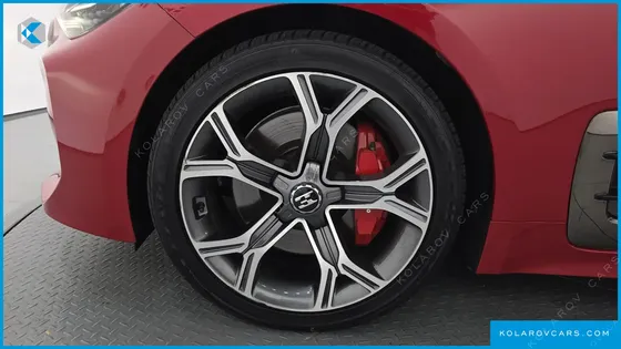 KIA STINGER 3.3 TURBO AWD