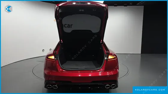 KIA STINGER 3.3 TURBO AWD