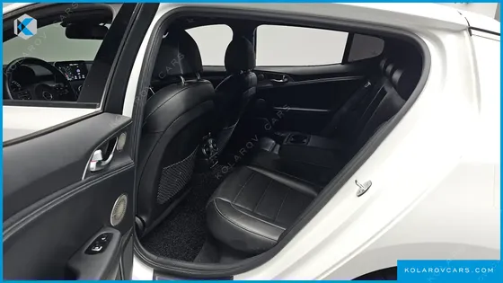 KIA STINGER 3.3 TURBO AWD