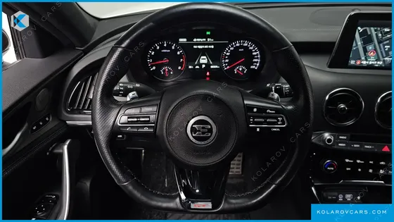 KIA STINGER 3.3 TURBO AWD