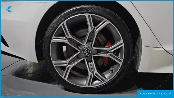 KIA STINGER 3.3 TURBO AWD
