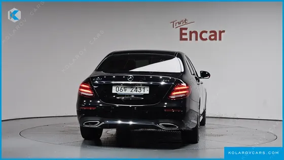 MERCEDES E-CLASS E300 AMG LINE