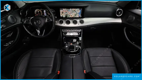 MERCEDES E-CLASS E300 AMG LINE