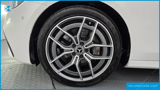 MERCEDES E-CLASS E220D 4MATIC AMG LINE
