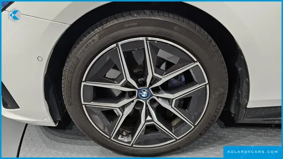 BMW I5 EDRIVE 40 M SPORT