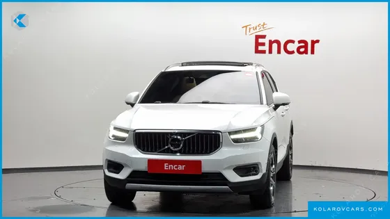 VOLVO XC40 B4 INSCRIPTION