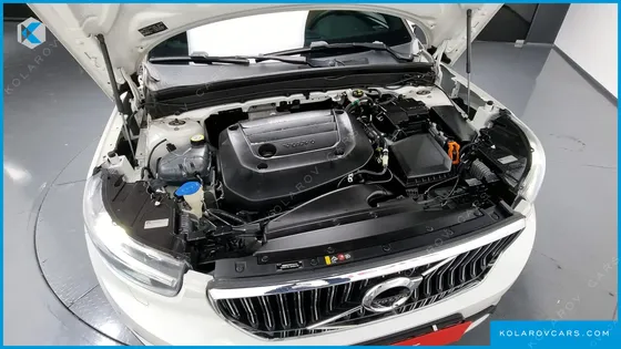 VOLVO XC40 B4 INSCRIPTION