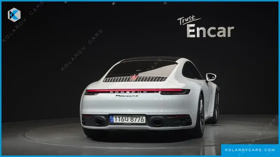 PORSCHE 911 CARRERA 4
