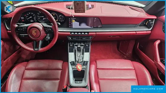 PORSCHE 911 CARRERA 4