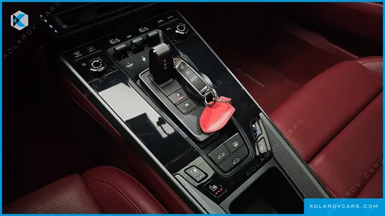 PORSCHE 911 CARRERA 4