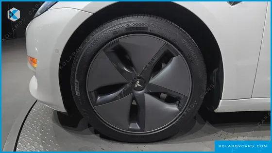 TESLA MODEL 3 LONG RANGE AWD