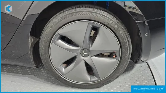 TESLA MODEL 3 LONG RANGE AWD