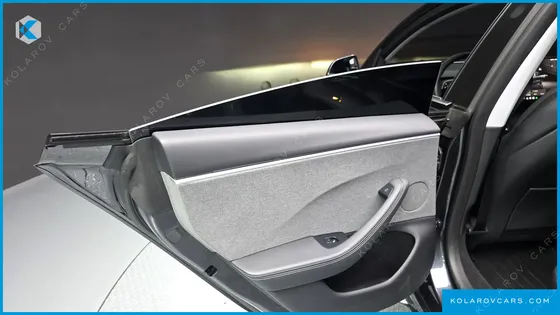 TESLA MODEL 3 RWD
