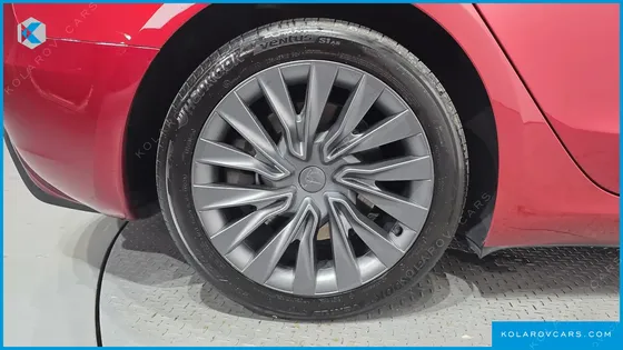 TESLA MODEL 3 RWD