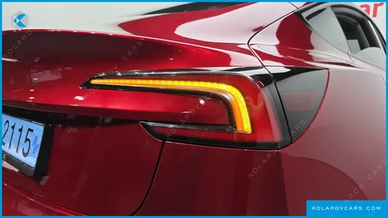 TESLA MODEL 3 RWD